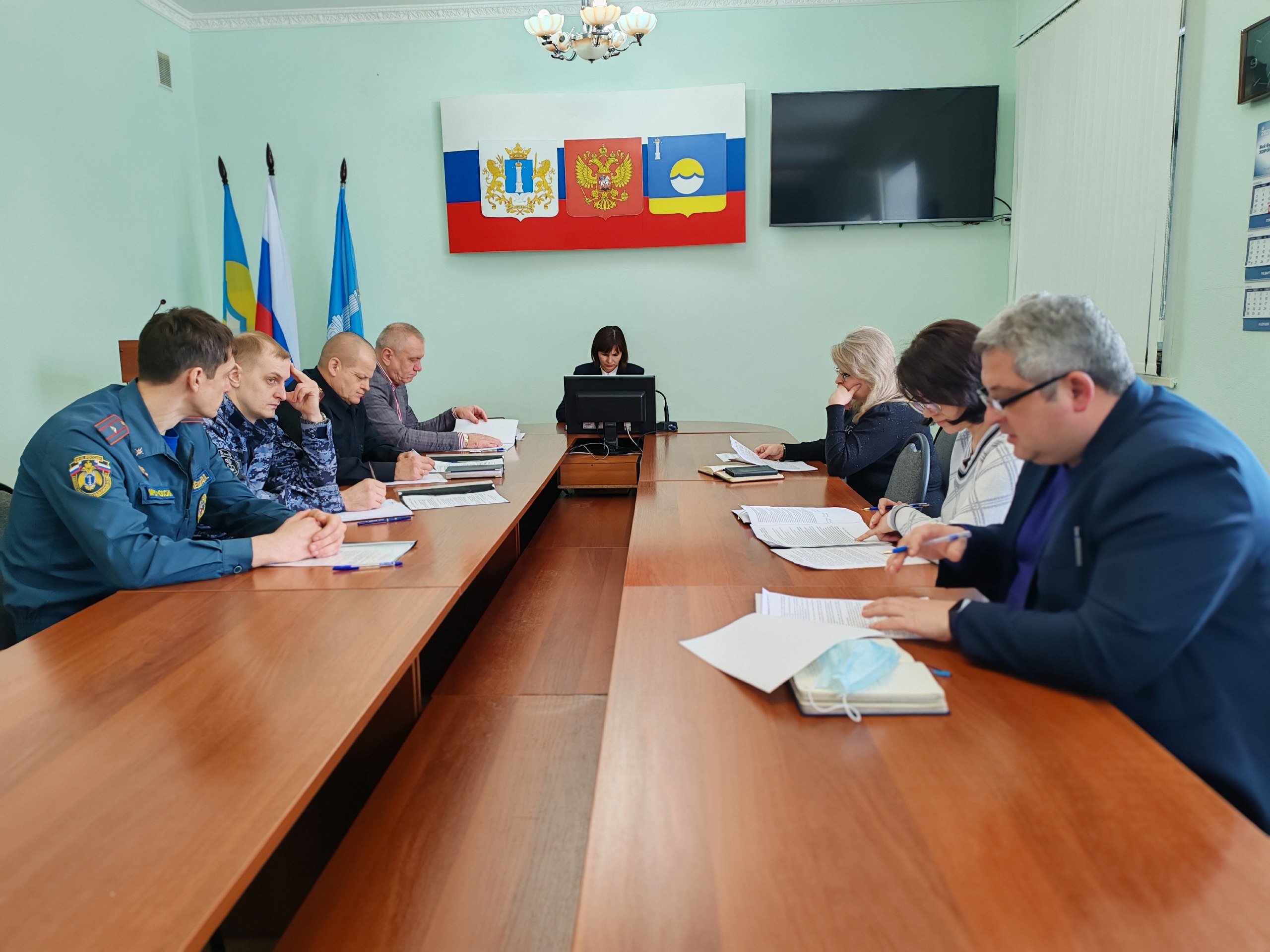 27.02.2025 в администрации района состоялось заседание антитеррористической комиссии Николаевского района..