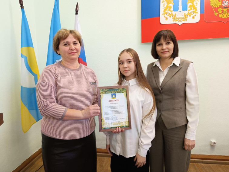 в рамках реализации муниципальной программы «Противодействие коррупции в муниципальном образовании «Николаевский район» на 2023-2025 годы» на территории Николаевского района проходил районный конкурс. в рамках реализации муниципальной программы «Противодействие коррупции в муниципальном образовании «Николаевский район» на 2023-2025 годы» на территории Николаевского района проходил районный конкурс.