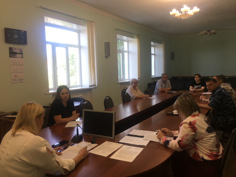 08.06.2023 г. под председательством заместителя Главы Администрации муниципального образования «Николаевский район» по социальным вопросам, Л.В. Ризаевой, состоялось очередное заседание комиссии по делам несовершеннолетних и защите их прав.. 08.06.2023 г. под председательством заместителя Главы Администрации муниципального образования «Николаевский район» по социальным вопросам, Л.В. Ризаевой, состоялось очередное заседание комиссии по делам несовершеннолетних и защите их прав..